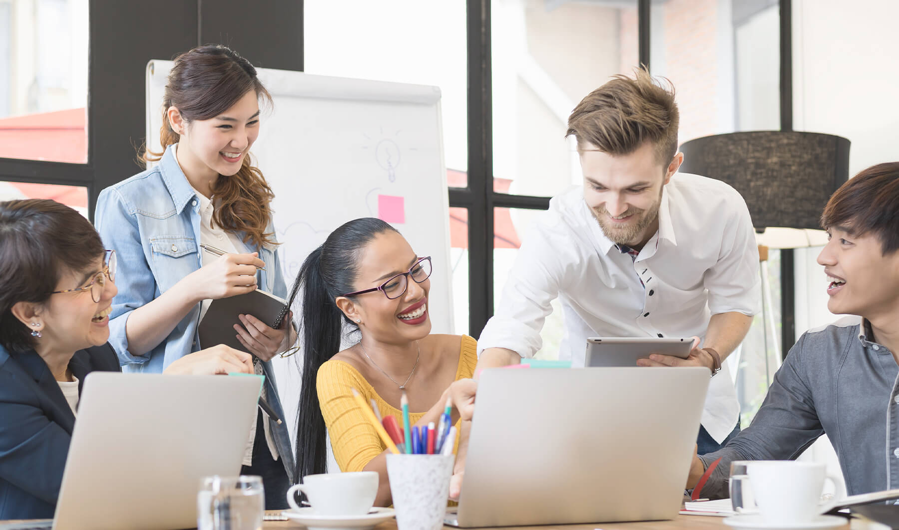 Your Complete Guide to Employee Advocacy on Social Media